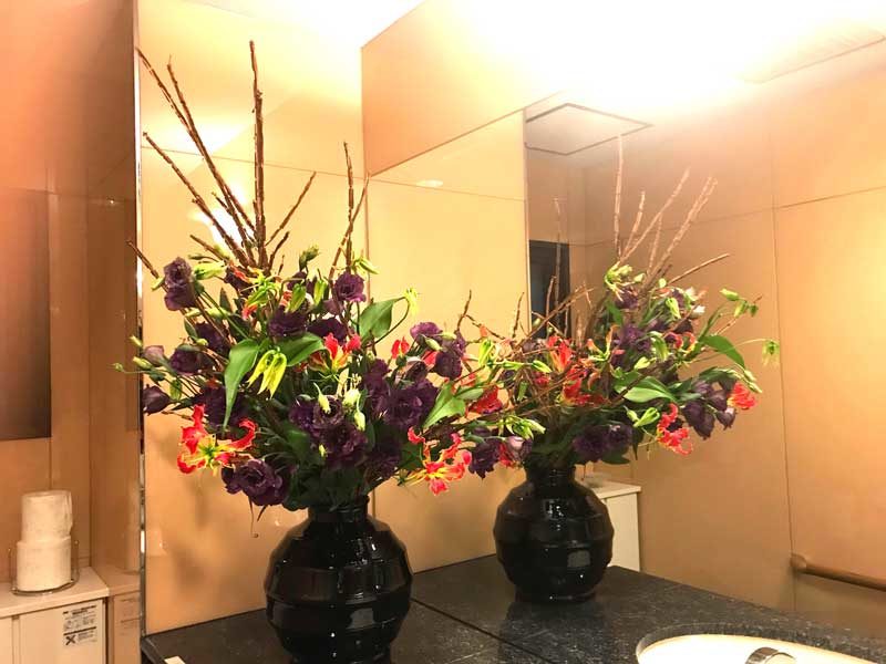 アトリエ1019、トイレに飾っているお花